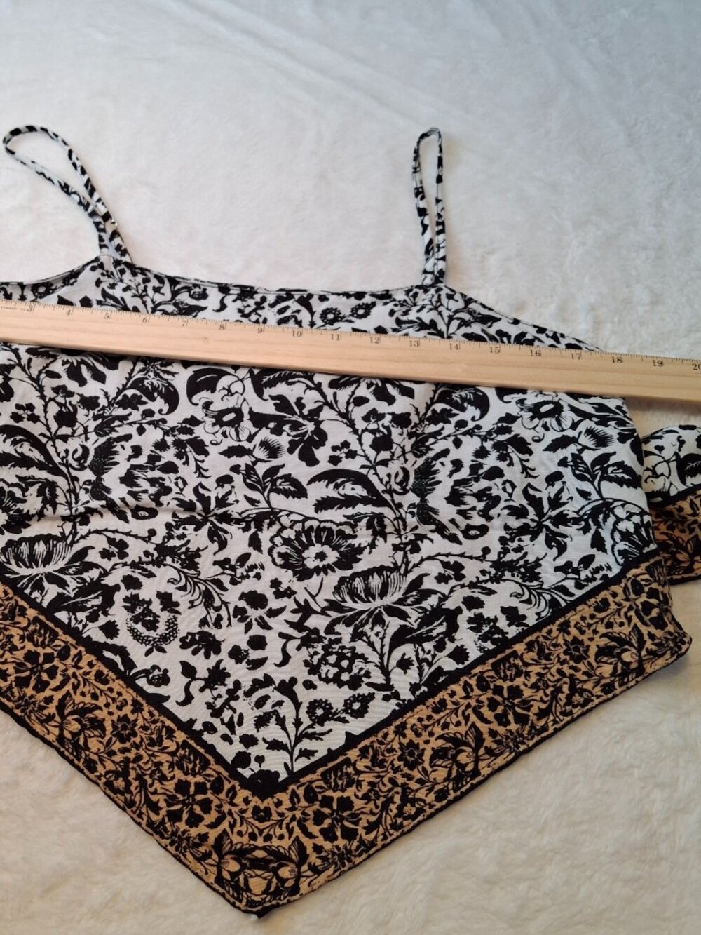 Midnight Sky Floral Handkerchief Top Floral Sz L Crop Neutral Minimalist Boho - Picture 8 of 9